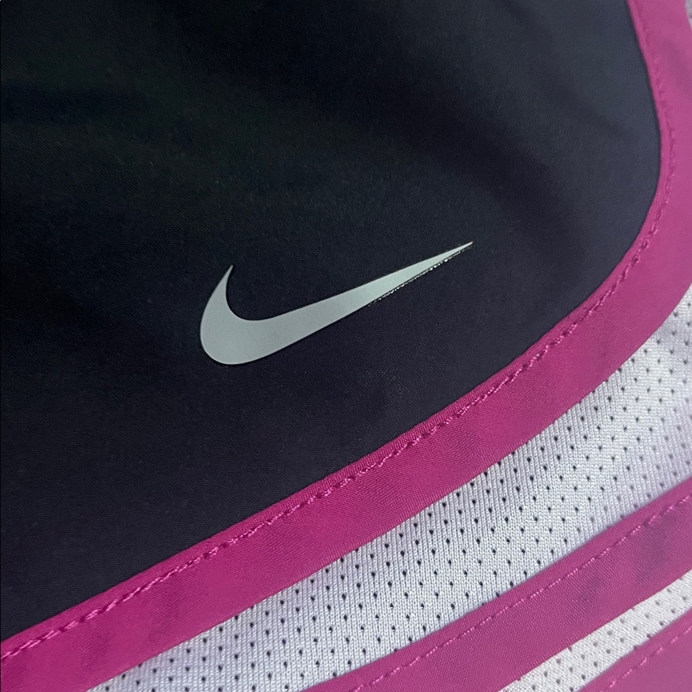 Nike Running Shorts - Picture 4 of 7
